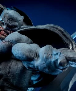 Deals š Batman: The Dark Knight Returns Premium Format⢠Figure By Sideshow Collectibles ā 28 Batman: The Dark Knight Returns Premium Format⢠Figure By Sideshow Collectibles