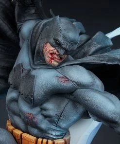 Deals š Batman: The Dark Knight Returns Premium Format⢠Figure By Sideshow Collectibles ā 33 Batman: The Dark Knight Returns Premium Format⢠Figure By Sideshow Collectibles
