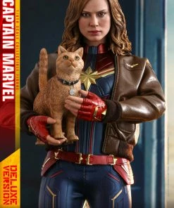 Avengers Earth's Heroes Captain Marvel Deluxe Version Sixth Scale Figure By Hot Toys Captain Marvel - Movie Masterpiece Series