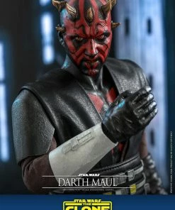 Hot Toys Darth Maul™ Sixth Scale Figure