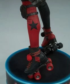 Harley Quinn: Hell On Wheels Premium Format™ Figure By Sideshow Collectibles Premium Collection