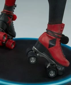 Harley Quinn: Hell On Wheels Premium Format™ Figure By Sideshow Collectibles Premium Collection