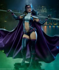 Buy 👍 Huntress Premium Format™ Figure By Sideshow Collectibles Premium Collection 😍 39 Huntress Premium Format™ Figure By Sideshow Collectibles Premium Collection