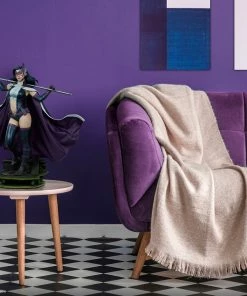 Buy 👍 Huntress Premium Format™ Figure By Sideshow Collectibles Premium Collection 😍 37 Huntress Premium Format™ Figure By Sideshow Collectibles Premium Collection