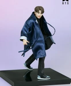 Jung Kook Deluxe Statue By Sideshow Collectibles BTS Idol Collection