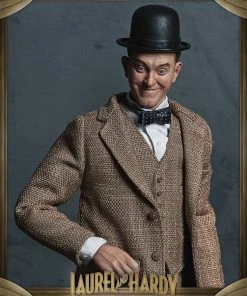 Outlet 😀 Sixth Scale Collectible Figures Stan Laurel And Oliver Hardy (Classic Suits) Box Set By BIG Chief Studios Replica Sixth Scale Figures ✨ 23 Sixth Scale Collectible Figures Stan Laurel And Oliver Hardy (Classic Suits) Box Set By BIG Chief Studios Replica Sixth Scale Figures