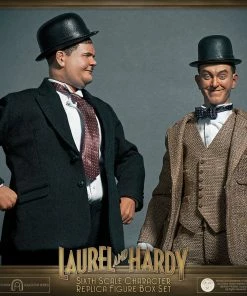 Outlet 😀 Sixth Scale Collectible Figures Stan Laurel And Oliver Hardy (Classic Suits) Box Set By BIG Chief Studios Replica Sixth Scale Figures ✨ 31 Sixth Scale Collectible Figures Stan Laurel And Oliver Hardy (Classic Suits) Box Set By BIG Chief Studios Replica Sixth Scale Figures