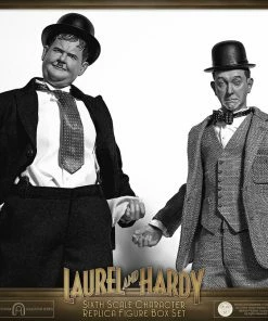 Outlet 😀 Sixth Scale Collectible Figures Stan Laurel And Oliver Hardy (Classic Suits) Box Set By BIG Chief Studios Replica Sixth Scale Figures ✨ 34 Sixth Scale Collectible Figures Stan Laurel And Oliver Hardy (Classic Suits) Box Set By BIG Chief Studios Replica Sixth Scale Figures