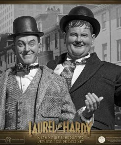 Outlet 😀 Sixth Scale Collectible Figures Stan Laurel And Oliver Hardy (Classic Suits) Box Set By BIG Chief Studios Replica Sixth Scale Figures ✨ 33 Sixth Scale Collectible Figures Stan Laurel And Oliver Hardy (Classic Suits) Box Set By BIG Chief Studios Replica Sixth Scale Figures