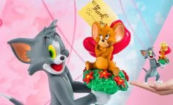 Tom And Jerry – Just For You Statue By Soap Studio