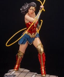 Wonder Woman (1984) Statue By Kotobukiya ARTFX